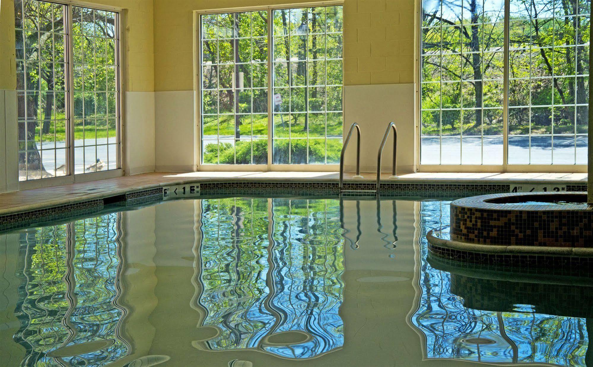 Inn Comfort Hummelstown Near The Park -
